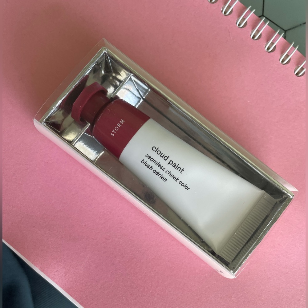 Glossier cloud paint, Storm